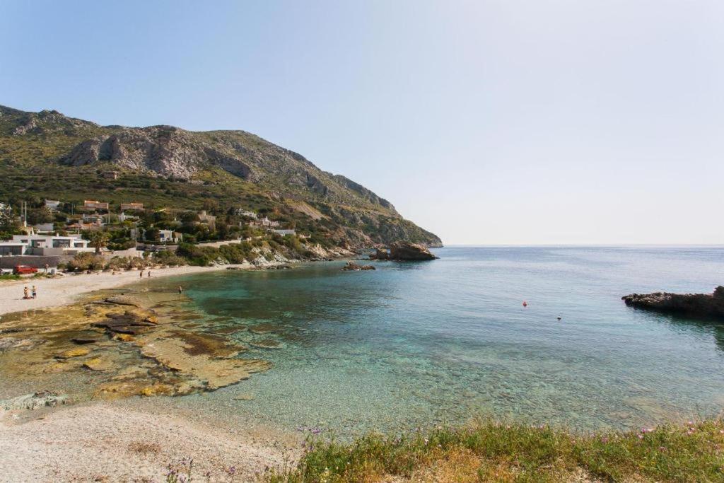 Eleftheria Sea House Sounion Bagian luar foto